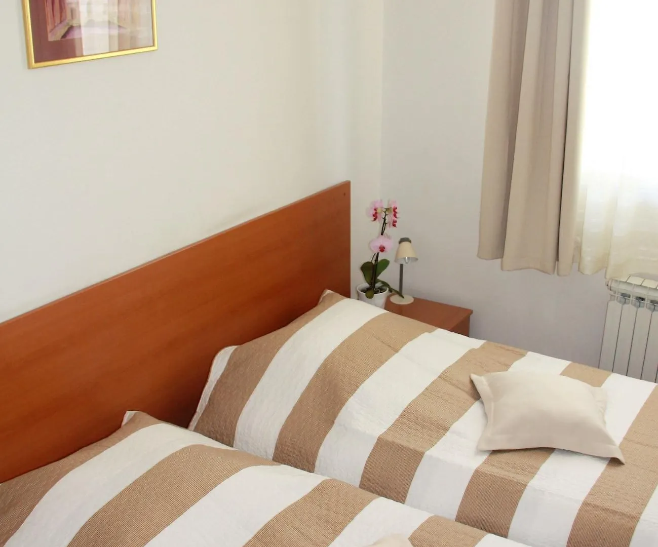 HoSTel Dujam Split